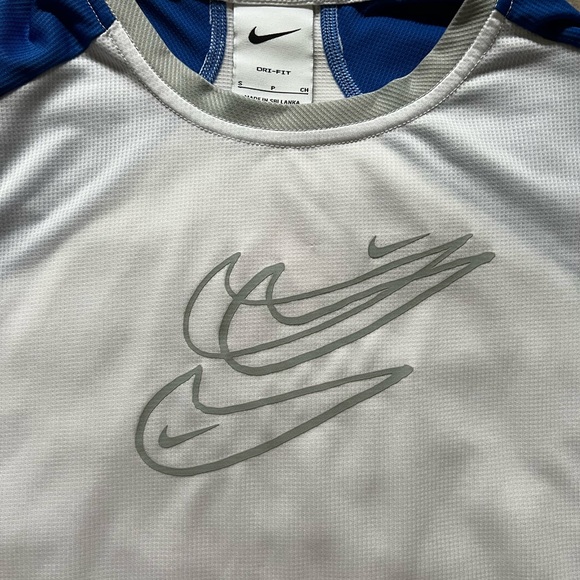 Boy’s Nike Shirt & Shorts - Picture 8 of 8